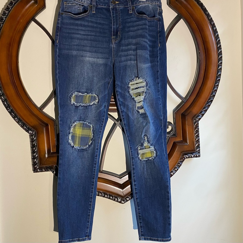 NY & C High Rise Distressed Skinny Size 12 Jeans